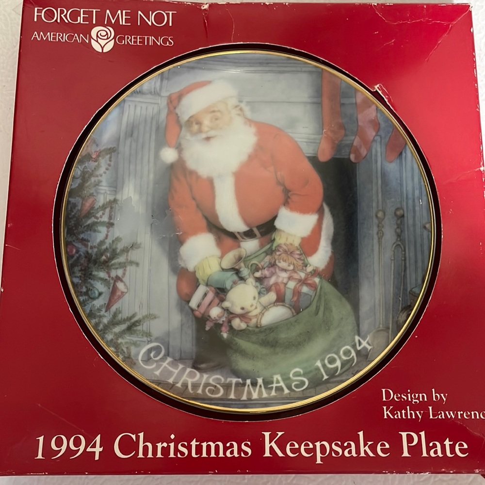 Vintage American Greetings Santa Collector Plate. About 6 1/2 inches. Dated 1994